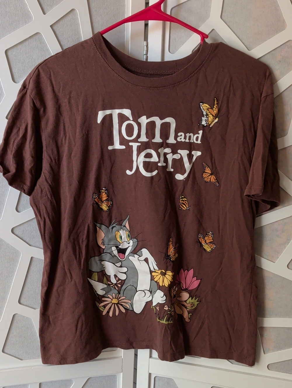 Hybrid Apparel Brown Tom and Jerry Tee with Butterfly Floral Graphic